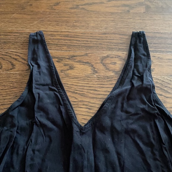 Old Navy V neck Mini - Picture 3 of 4